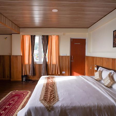 Hotel Hill Queen Near Sherpa Gumba Darjeeling Mall 5 Min Couple Friendly Exterior foto
