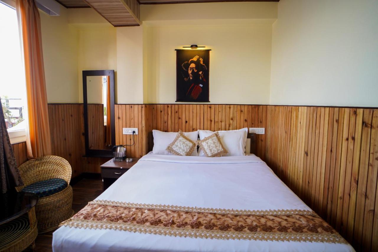 Hotel Hill Queen Near Sherpa Gumba Darjeeling Mall 5 Min Couple Friendly Exterior foto