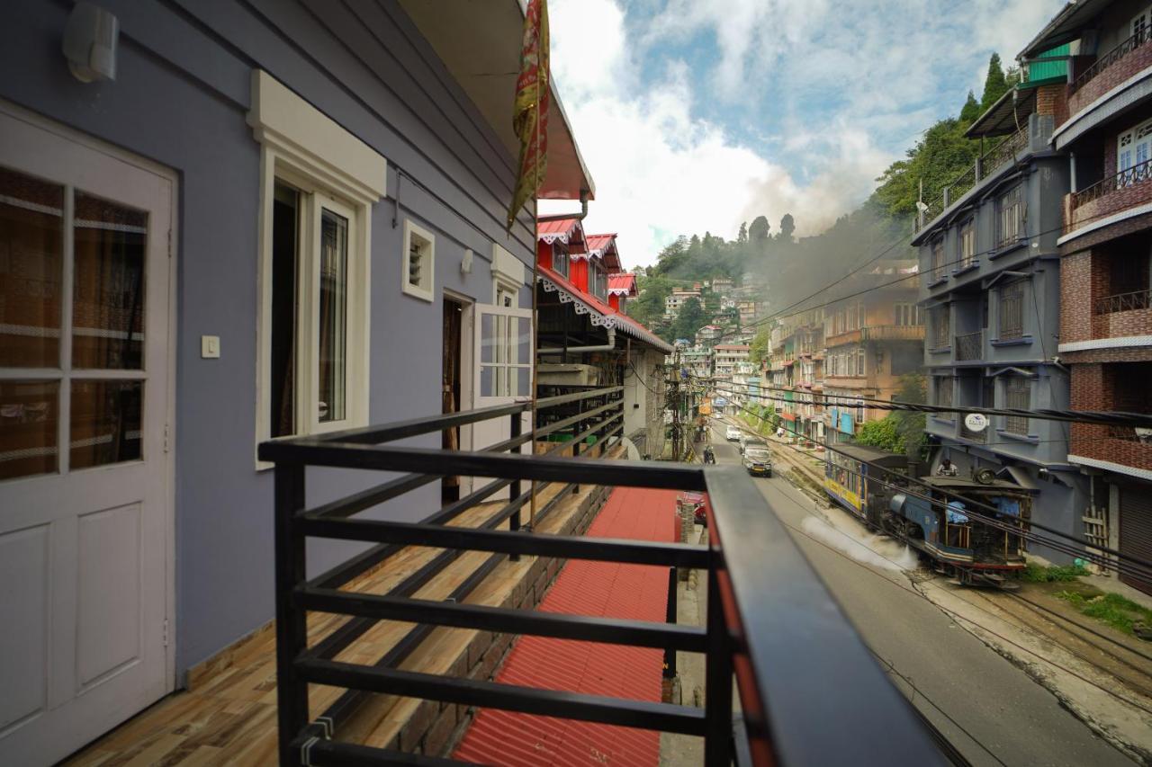 Hotel Hill Queen Near Sherpa Gumba Darjeeling Mall 5 Min Couple Friendly Exterior foto